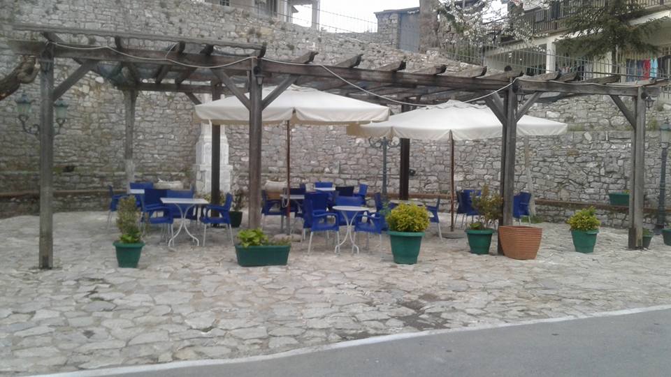 ΠΛΑΤΕΙΑ